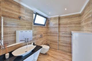 Luxury villa with private pool, sea views, and sauna - 4