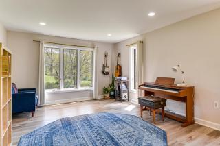 Lush & Secluded Family Getaway in Woodbine - 2