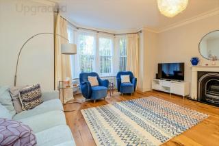Stylish Clifton Garden Apartment with Terrace - 5