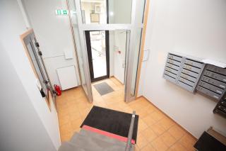 Sage Green Studio for 3 Quiet Central Street - 8