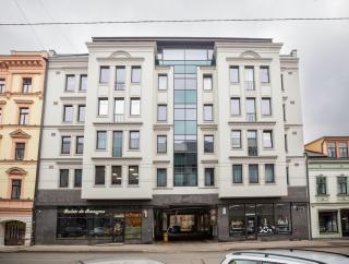 Sage Green Studio for 3 Quiet Central Street - 1