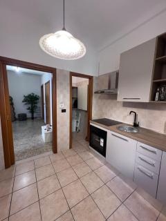 HAKUNA MATATA Elegant Apartment in Central Taranto - 8