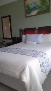 Jubie's Guest House - 8