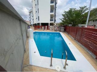 Sleeps 4 with Pool Access - 4