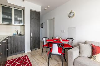 Classy 1 Bedroom on 32 Floor with Balcony in Downtown - 1