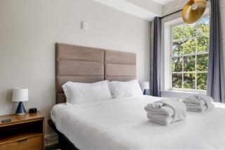 King Suite Downtown 3rd Floor - 3