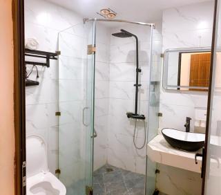 Entire house with 5 cosy rooms - 1km to West Lake - 8