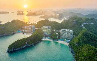 The Ultimate Sea View Suite - Balcony Flamingo Cat Ba - 3