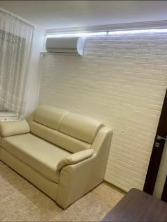 Comfortable 1 Bedroom Near Oasis Mall!! - 5