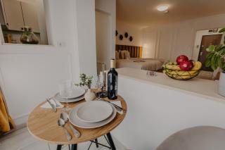 Central Luxurious Studio - 8