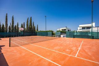 Villa Una in Pula with heated pool and whirlpool - Pula - 9