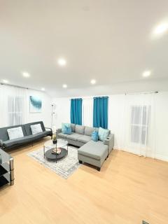 Your Portside Getaway - 7