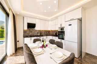 Villa Grand Yasar 2 - 4
