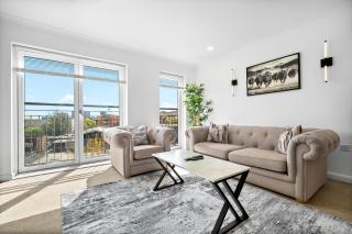 Luxury Central 2 Bedroom Apartment - 2 Bathrooms - Smart TV -Netflix 33C - 7