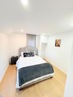 Your Portside Getaway - 4