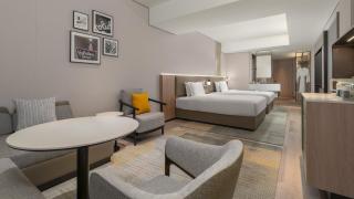 Holiday Inn Jinan Daming Lake by IHG - 1
