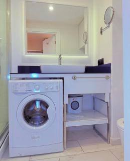 Orbi Cozy Seaview Residences - 6
