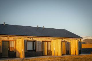 Black Beach Suites - 6