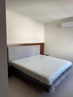 Casa moderna en Aguascalientes con AC, jardín y alberca en casa club - 3