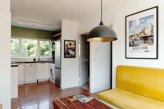 The Clifton Loft: Blissful 1-Bed Stay - 2