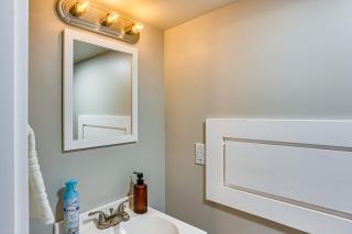 2 Mi to Dtwn Harrisburg! Convenient Duplex - 1