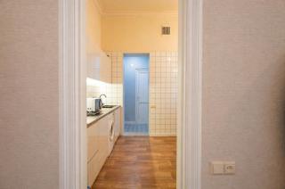 Panoramic View Apartment with Piano Vintage Style - Tbilisi City - 2