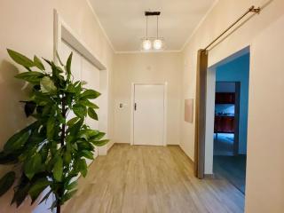 Cozy 2BR Retreat with Green Views, Minutes from the Airport - Il Cairo - 3