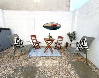 Cosy Modern Pet Friendly Garden 5 min to Station - 1