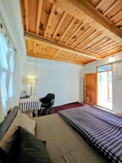 Solriddim Cafe & Stays - 1