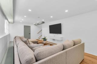 Coffee | High-Speed WiFi | BBQ | Linens & Towels - 2