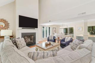 Family Sea Pines Oasis - Walk to Beach Pool Golf - 1
