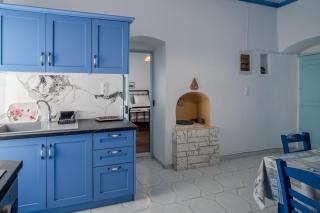 Charming Traditional House in Symi Chorio - 9