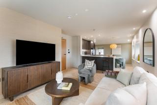 Hidden 7- Coastal Loft - 1