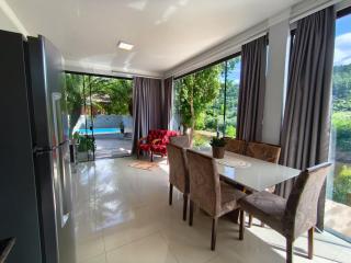 Casa com piscina na terra do Cristo Protetor - 1