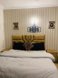Furnished studio apartment in f-10 - 5