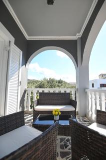 Evis' House - 4