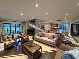 Acacia House - 6