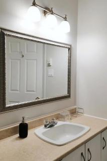 La Vie en Rose Cozy Suite #4 in Downtown Quebec - 4
