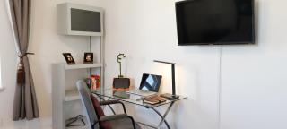 La Vie en Rose Cozy Suite #4 in Downtown Quebec - 9
