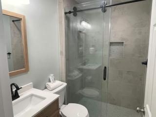 Top Floor Oceanfront Bliss Breakers Villa at Coligny Beach - 8