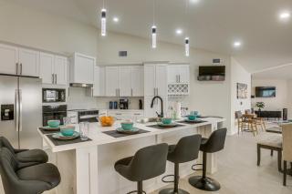 Direct Gulf Access: Oasis w/ Hot Tub & Pool Table - 1