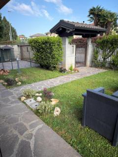 L'angolo Verde - appartamento con giardino vicino Malpensa - 0