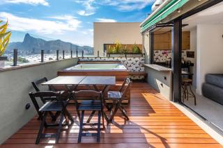 Tropical penthouse and bay view - 1