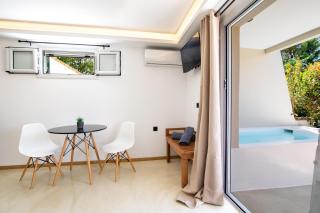 Spitaki Pool House & Spitaki Jacuzzi Deluxe Suite - Corfou - 4
