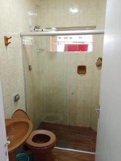 Apartamento até 10 pessoas, 2 vagas de garagem a 4 quadras da Praia Grande Ubatuba SP - Ubatuba - 2