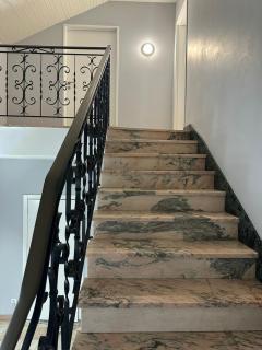 2 Private Apartments - 8 Guests - Air Conditioning - Parking - 1