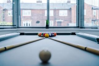 NEW Relaxing 3BR, Driveway, Garden, Pool Table - 8