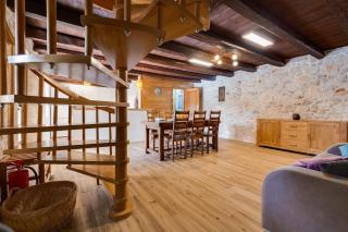 Seaside Stone House - 0