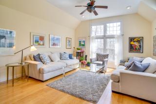Walk to John's Pond! Family-Friendly Mashpee Home - 5