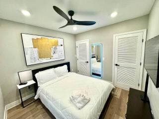Beach Block 1 Bedroom with Parking 110-B2 - 9